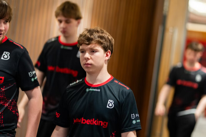 Решающий матч для украинцев. Стали известны пары финального дня EPL по CS2