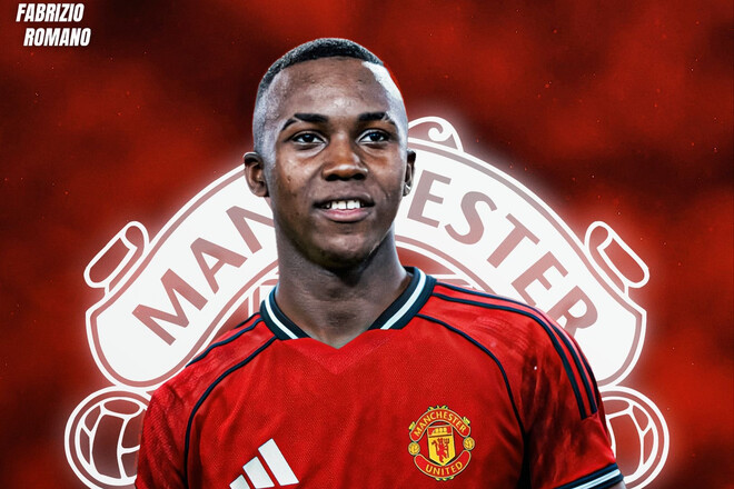 Романо підтвердив. МЮ домовився про трансфер на наступне літо