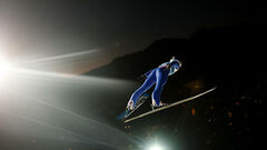 Турне четырех трамплинов. Марусяк прошел отбор, соперником станет легенда