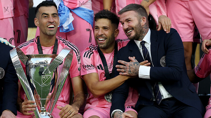 Топ-7 игроков, завершивших карьеру в 2025 году