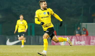 Не только потери. Кривбасс может подписать украинского полузащитника