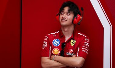 Феррари рассталась с пилотом через год после подписания контракта