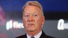 Фрэнк Уоррен о ДТП Джошуа: вернется ли Эй Джей в ринг?