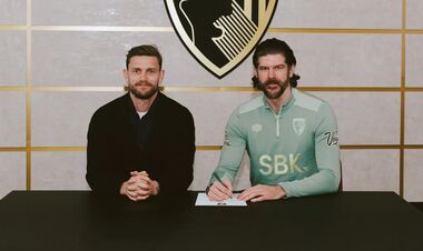 ОФИЦИАЛЬНО. Клуб АПЛ подписал 37-летнего футболиста