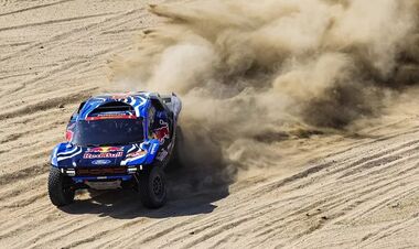 Стартовал Дакар-2026. Дубль Форд и самый молодой победитель этапа в истории