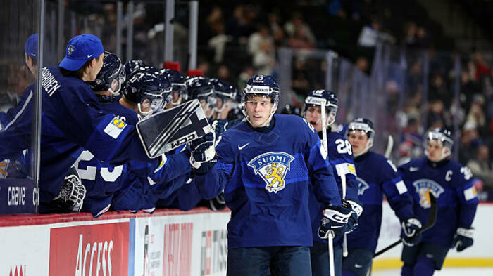 Молодіжний ЧС з хокею. Перемоги Канади і Чехії, виліт збірної США