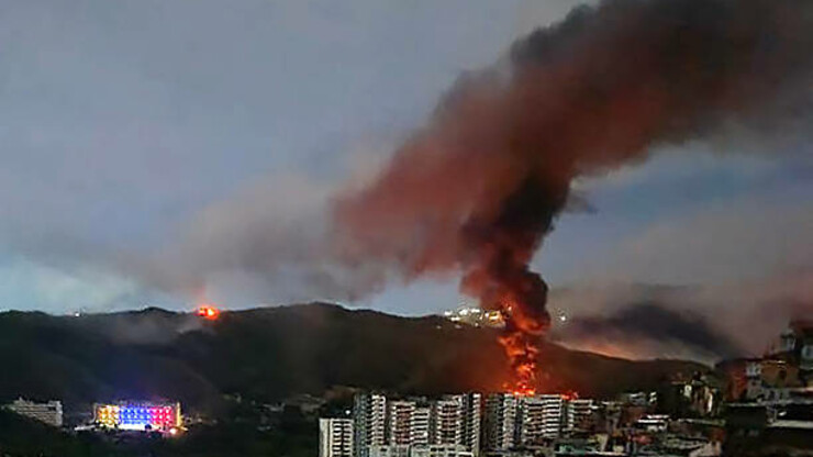 США провели спецоперацію у Венесуелі. Мадуро захоплено та вивезено з країни