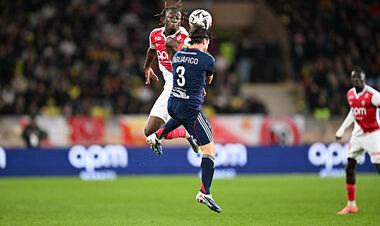 ФОТО. Ледь не покалічив: гравець Монако з ноги влетів в обличчя суперника