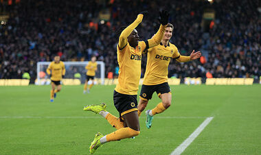 Лишь три очка в 19 матчах. Вулвз прервали ужасную черную серию в АПЛ