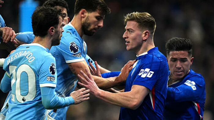 Каноніри відірвалися на 6 очок. Таблиця АПЛ після заруби Ман Сіті та Челсі