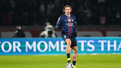 Это провал. Известна оценка Забарного в матче, в котором он привез пенальти