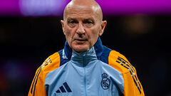 Флорентино Перес принял решение: в Реал возвращается легендарный тренер