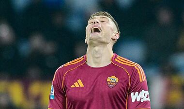 На українця полює топклуб. Рома приголомшила новою ціною на Довбика