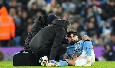 Ман Сити несет потерю: ключевой игрок пропустит до полугода