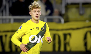 ФОТО. 18-летний игрок бросил футбол по необычной причине