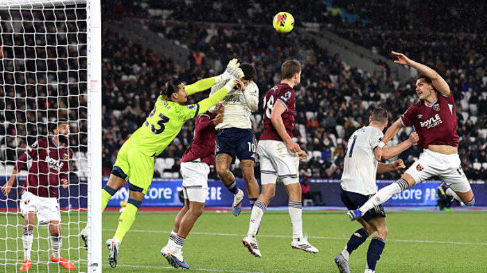 Взяли три очки без Зінченка. Ноттінгем драматично завдав поразки Вест Хему