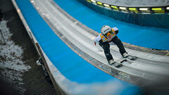 Турне четырех трамплинов. Превц выиграл квалификацию, украинцы вылетели