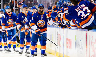 НХЛ. 9 шайб Айлендерс, хет-трик Макдевіда, перемоги Тампи і Вегаса