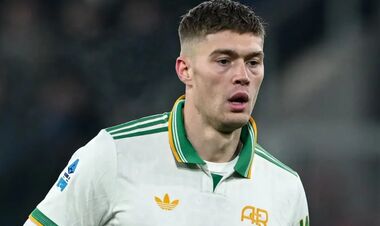 Один із найбільших клубів Європи отримав пропозицію купити українця