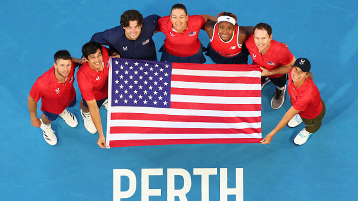 ВИДЕО. Циципас одолел Фритца. Сборная США вышла в полуфинал United Cup