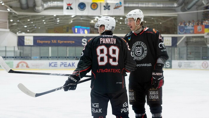 Игра на 14 шайб. Состоялся первый матч чемпионата Украины в новом году