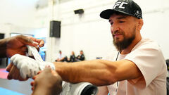 Амосов удивил деталями контракта с UFC: «Пожизненное рабство»