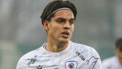 Сенсационный лидер УПЛ расторг контракт с украинским полузащитником