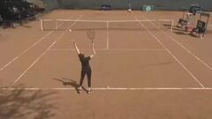 ВІДЕО. Ганьба року: тенісистка, яка зовсім не вміє грати, виступила на ITF