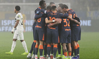 Гол на 90+8. Интер обыграл Парму и закрепился в лидерах Серии А