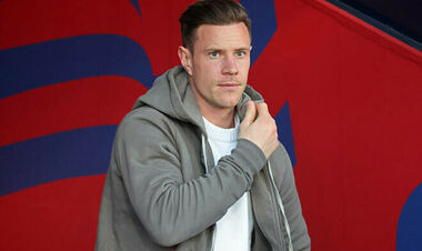 Тер Штеген покинул Барселону в разгар Суперкубка: что произошло?