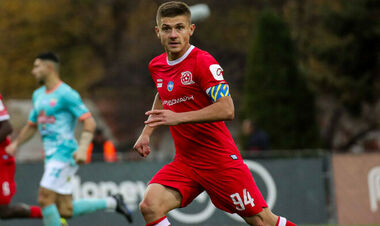 ФОТО. Капитан клуба УПЛ стал отцом. Жена родила футболисту сына