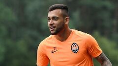 Футболіст Шахтаря не захотів повертатися в Україну і знайшов новий клуб