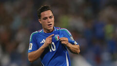 Конкурент Довбика на подходе: Рома близка к подписанию форварда Атлетико