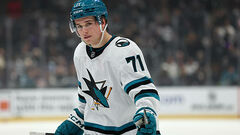 НХЛ. 7 шайб Чикаго, три очка Селебрини, победы Монреаля и Далласа