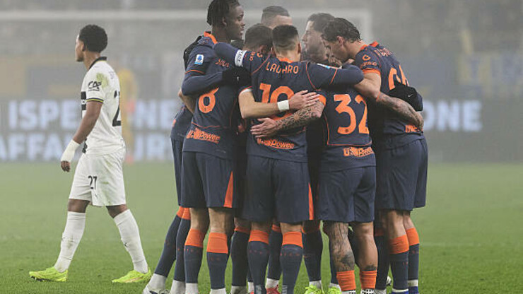 Гол на 90+8. Интер обыграл Парму и закрепился в лидерах Серии А