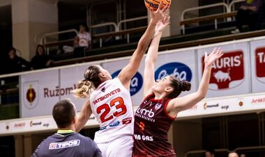 Наші за кордоном. Яцковець провела хорошу гру у чемпіонаті Словаччини