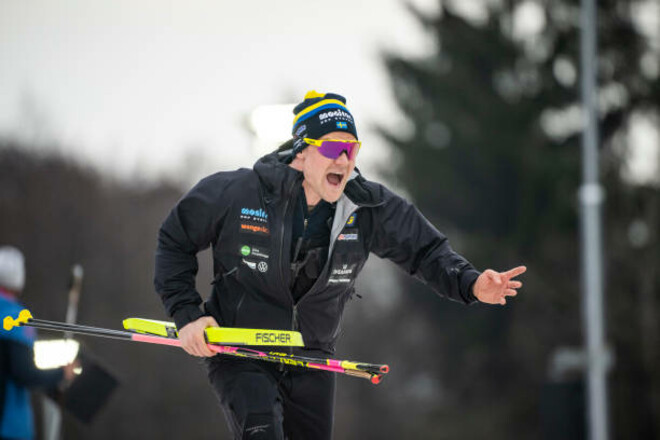 Тренер сборной Швеции по биатлону рассказал о встречах с футбольным коучем