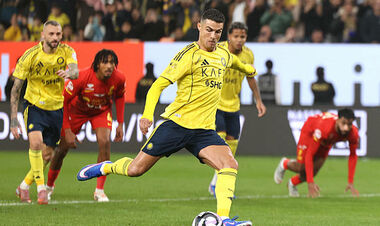 Роналду забив у 25 різних календарних роках. Лише троє старожилів попереду