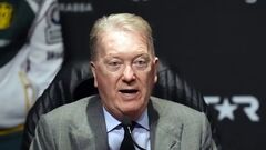 У Усика возникли проблемы, которые могут сорвать мегафайт