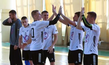 Кубок України. У чвертьфіналі Мотор зіграє із Карпатами