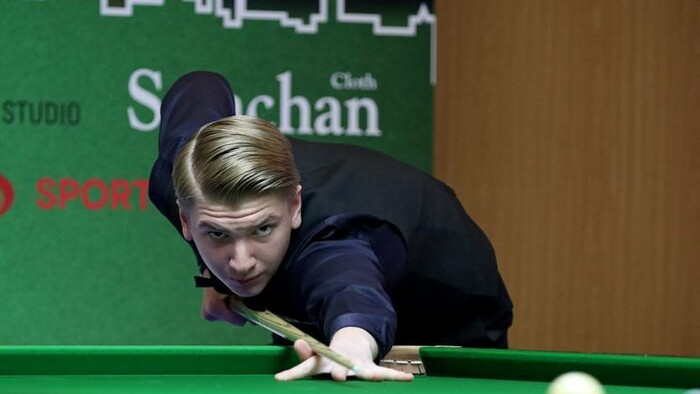 Юлиан Бойко – Бен Мертенс. Квалификация Welsh Open. Смотреть LIVE