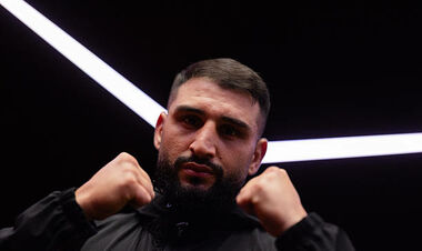 Быстрый нокаут. Претендент на Усика Кабайел остановил поляка в Германии