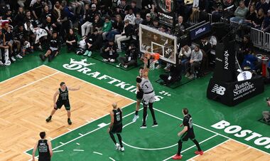 Юта без Михайлюка уступила -55, Сан-Антонио впервые за 4 года одолел Бостон
