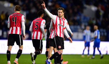 Шеффилд Уэнсдей – Брентфорд – 0:2. Пенальти и ассист Йенсена. Видео голов