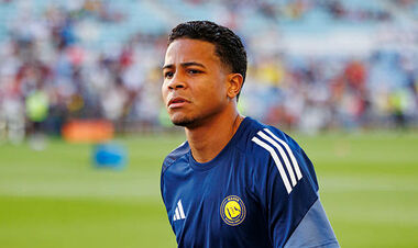 До 15 миллионов евро. Шахтер может украсть игрока у Бенфики