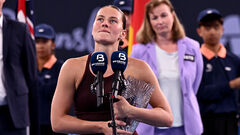 КОСТЮК: «Я играю с болью в сердце. Люди остались без света и горячей воды»