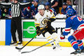 Нереальний матч Бостона в НХЛ з 12 шайбами, перемоги Детройта і Вегаса
