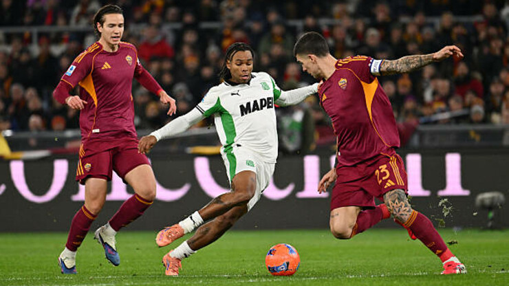 Справились без Довбика. Рома выиграла и поднялась в топ-3 Серии A