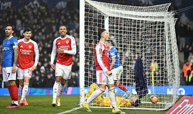 Уже 17. Арсенал снова забил после розыгрыша углового