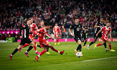 Вольфсбург потерпел крупнейшее в истории клуба поражение в Бундеслиге